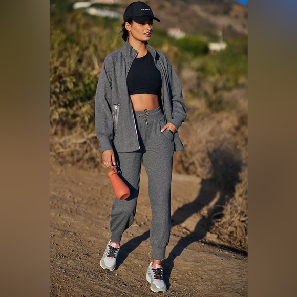 Varley Gray Ribbed Full Zip Jacket - Picture 3 of 15